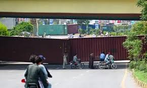 اسلام آباد: سیکیورٹی خدشات، کئی مقامات کنٹینرز لگا کر بند