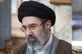  آیت اللّٰہ علی خامنہ ای کی شہادت کے بعد ان کے صاحبزادے مجتبیٰ حسینی خامنہ ای کو ممکنہ طور پر ان کا جانشین قرار دیا جا رہا ہے۔