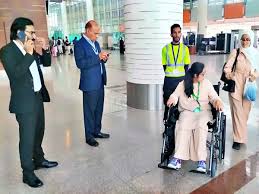 اسلام آباد ایئر پورٹ پر معذور مسافروں کیلئے ’اسپیشل کیئر سروسز‘ کا آغاز