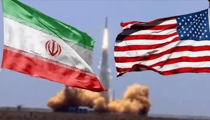 آبنائے ہرمز تنازع: امریکا و ایران ایک بار پھر آمنے سامنے کیوں؟