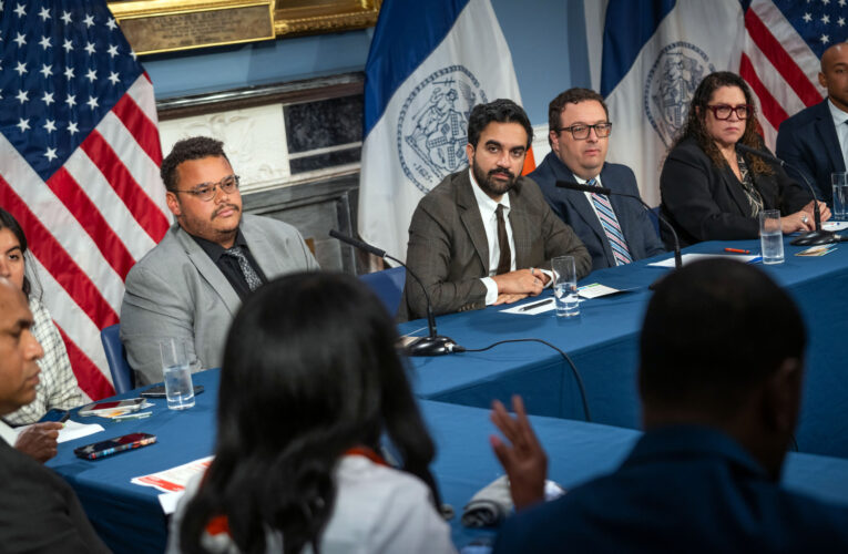 Mayor Mamdani Holds Ethnic and Community Media Roundtable on Extreme Weather Preparedness in New York City