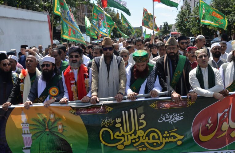 بروکلین میں انجمن غوثیہ انٹرنیشنل کے زیر اہتمام 41واں سالانہ جشنِ عید میلاد النبی ﷺ کا عظیم الشان جلوس