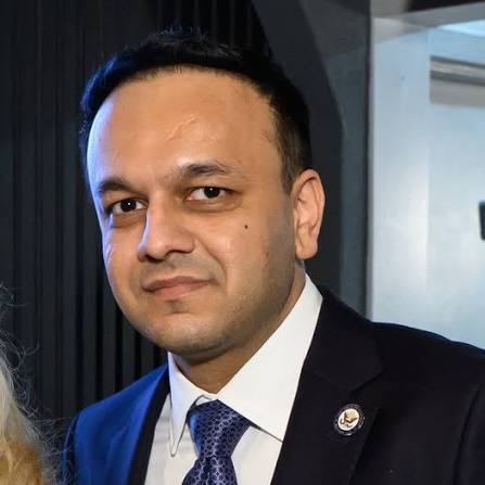 اسد مجتبیٰ کا کلفٹن کی معاشی ترقی کے لیے جامع منصوبے کا اعلان، پراپرٹی ٹیکس منجمد کرنے اور ٹریفک مسائل حل کرنے کا عزم